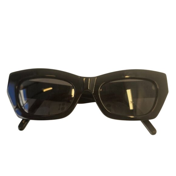 Banbé The Kerr Sunglasses B-1012 Black Rectangle Cat Eye Australia Womens main image 7